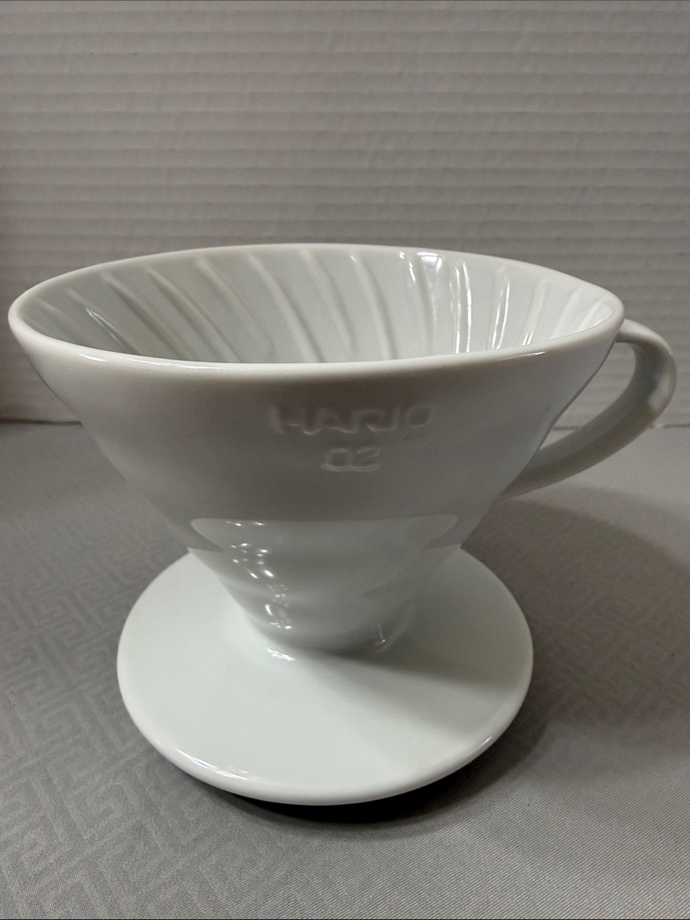 HARIO V60 Pour Over White Ceramic Coffee Dripper 02 1-4 Capacity Made in Japan